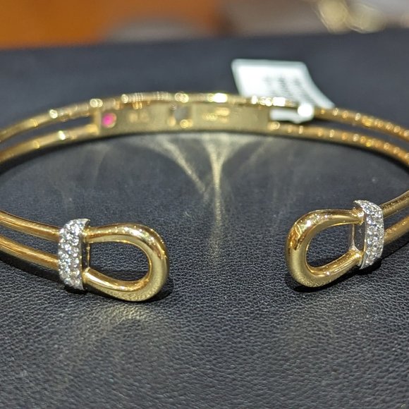 Roberto Coin 18K Yellow & White Gold Classique Parisienne Cheval Diamond Bangle - Picture 5 of 6